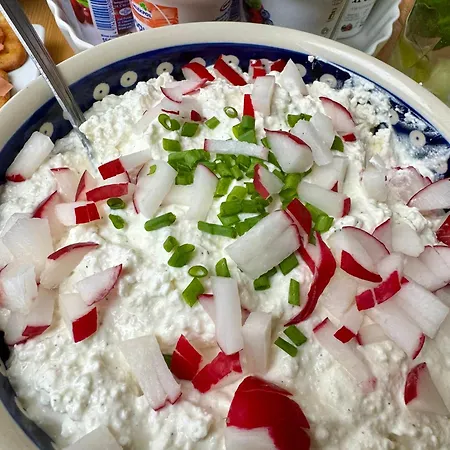 Goscinne Ewela 莱鲍