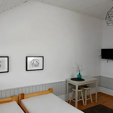 Goscinne Ewela B&B 웨바
