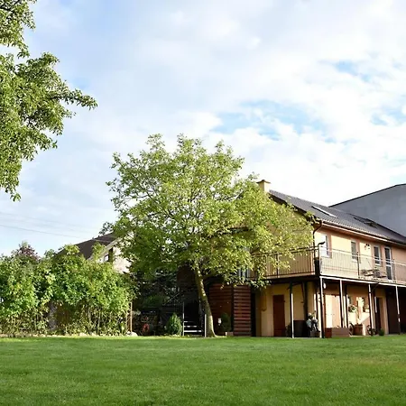 Bed & Breakfast Goscinne Ewela Leba
