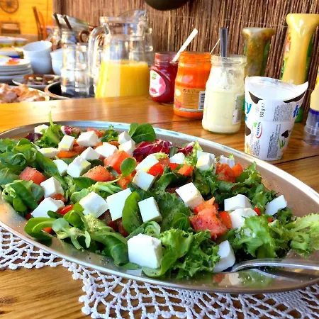 Goscinne Ewela Bed & Breakfast *