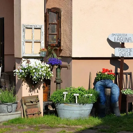 Goscinne Ewela Bed & Breakfast Łeba