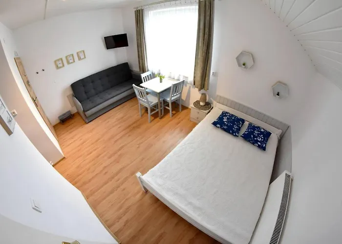 Goscinne Ewela * Леба